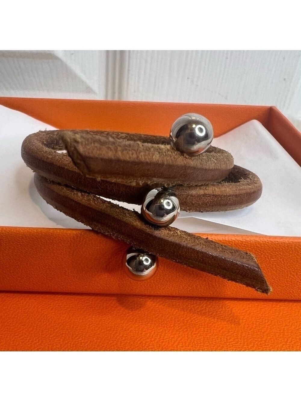 HERMES LEATHER BANGLE UNISEX BRACELET WITH BOX - Picture 2 of 15
